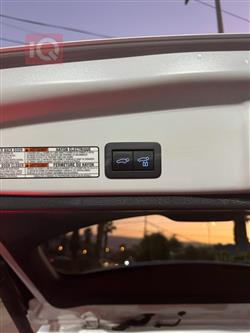 تۆیۆتا کۆرۆلا کرۆس